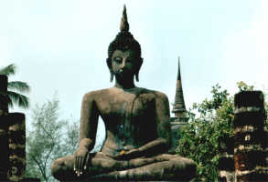 Sehr gut erhaltene Buddha Statue im Zentralen Park