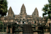 Die Türme des Angkor Tempels